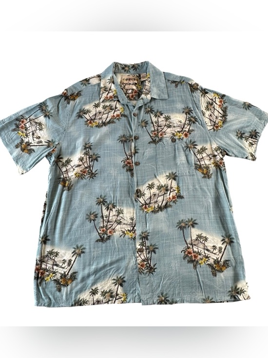 Campia Other - Men's Light Blue Island Print Short Sleeve Button-Down Shirt Large